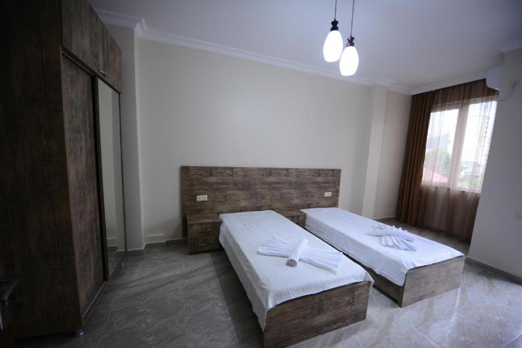Nana'S Hotel Tchaikovsky Street 34 Batumi Ngoại thất bức ảnh