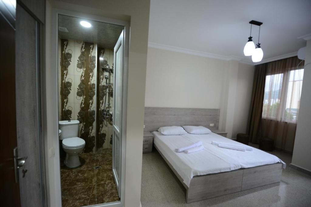 Nana'S Hotel Tchaikovsky Street 34 Batumi Ngoại thất bức ảnh
